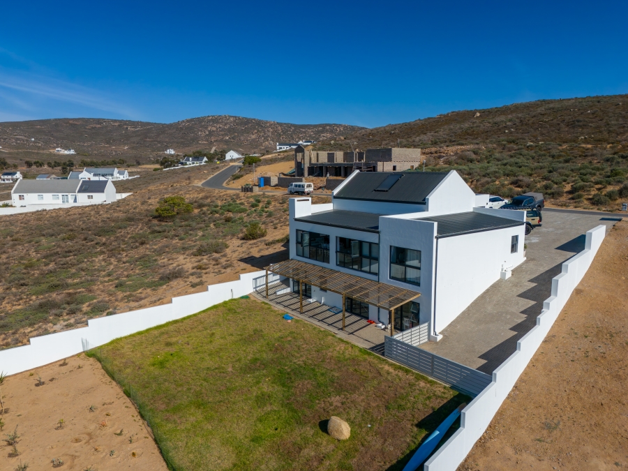 4 Bedroom Property for Sale in Britannica Heights Western Cape